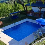 Ayrikvadi Panorama *