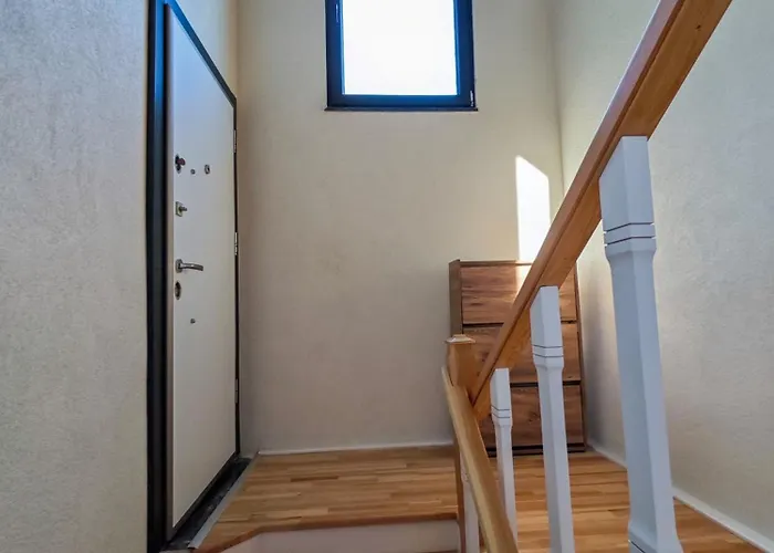 Villa Ayrikvadi Panorama